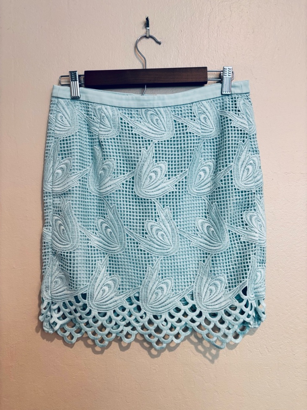 Pastel Teal Lace Mini Skirt with Scalloped Hem, 19 inch long, size M